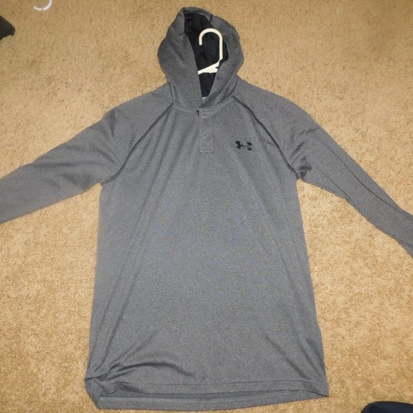 Under Armour Other - UNDER ARMOUR LONG SLEEVE WORK OUT HOODIE!